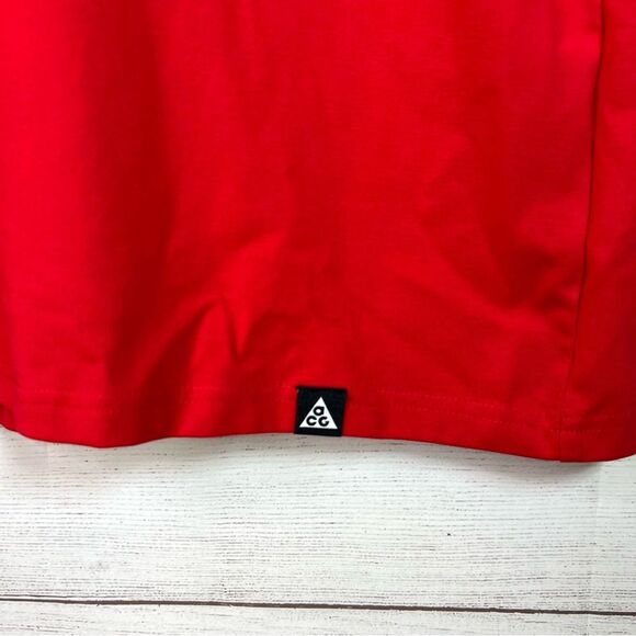 Nike ACG T Shirt Graphic Men’s Red Big Logo Short Sleeve Cotton Size S - Picture 4 of 10